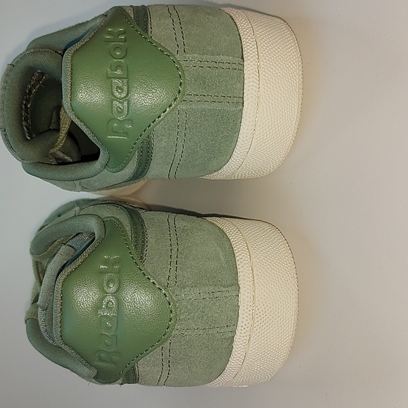 Reebok Classics by Montana Cans in Manilla Light, New, size 4.5 - Picture 8 of 8